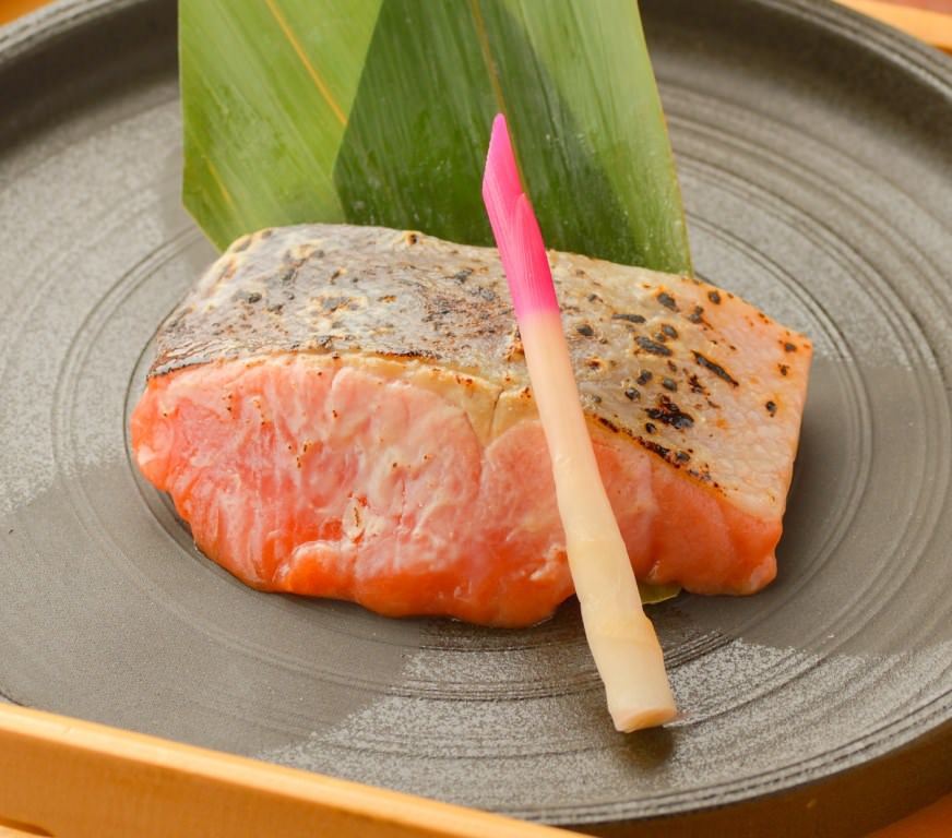 銀鮭の西京味噌漬け焼き 